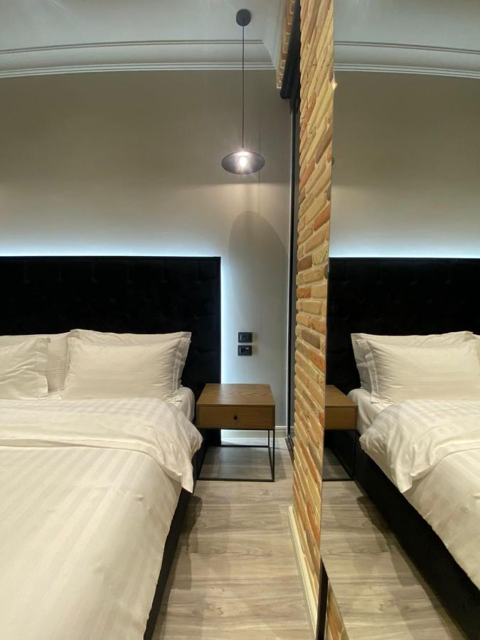 Ardenica Boutique Hotel Lushnje Экстерьер фото